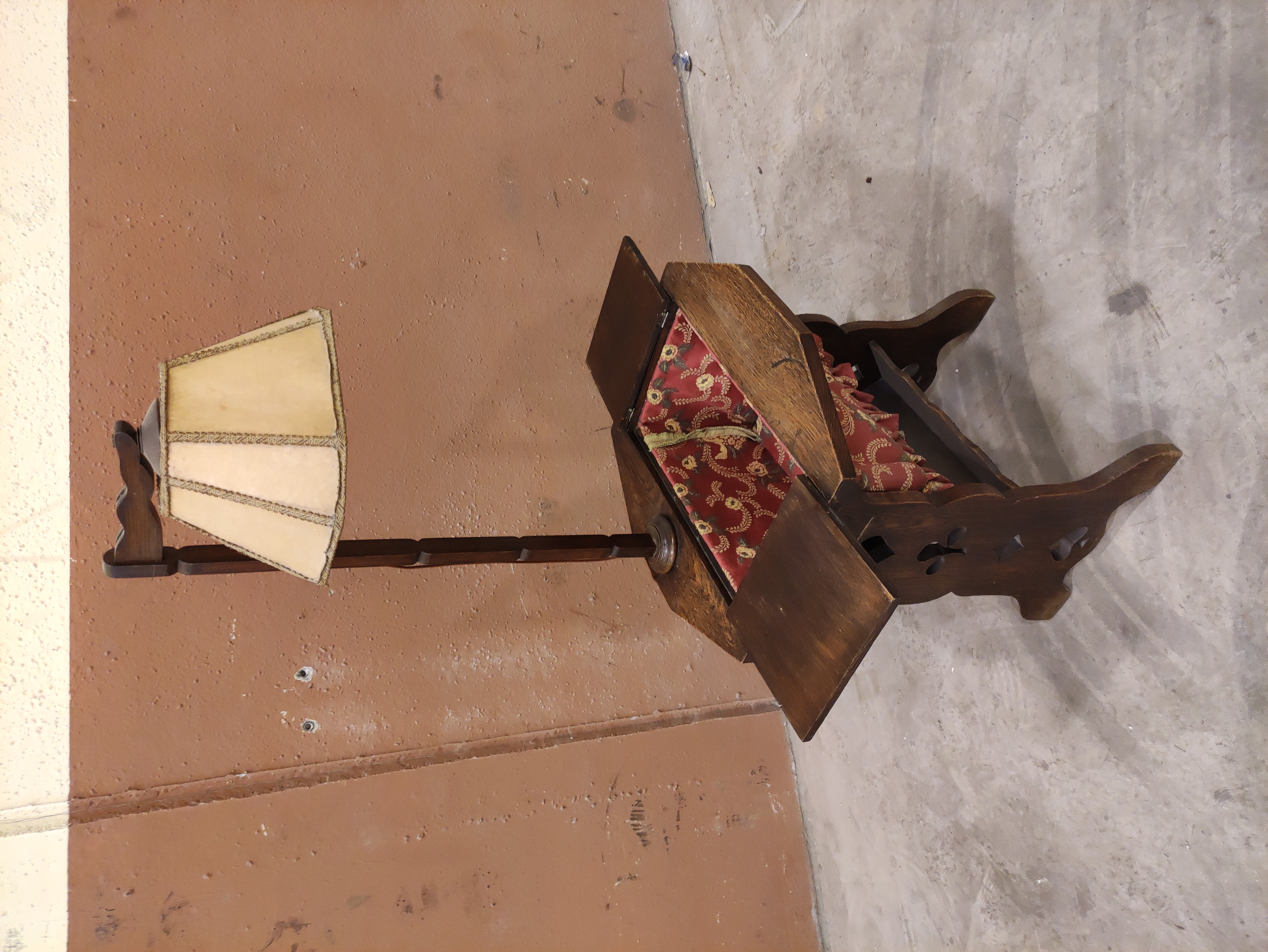 costurero mesita lampara madera 61-134x50x48 1u
